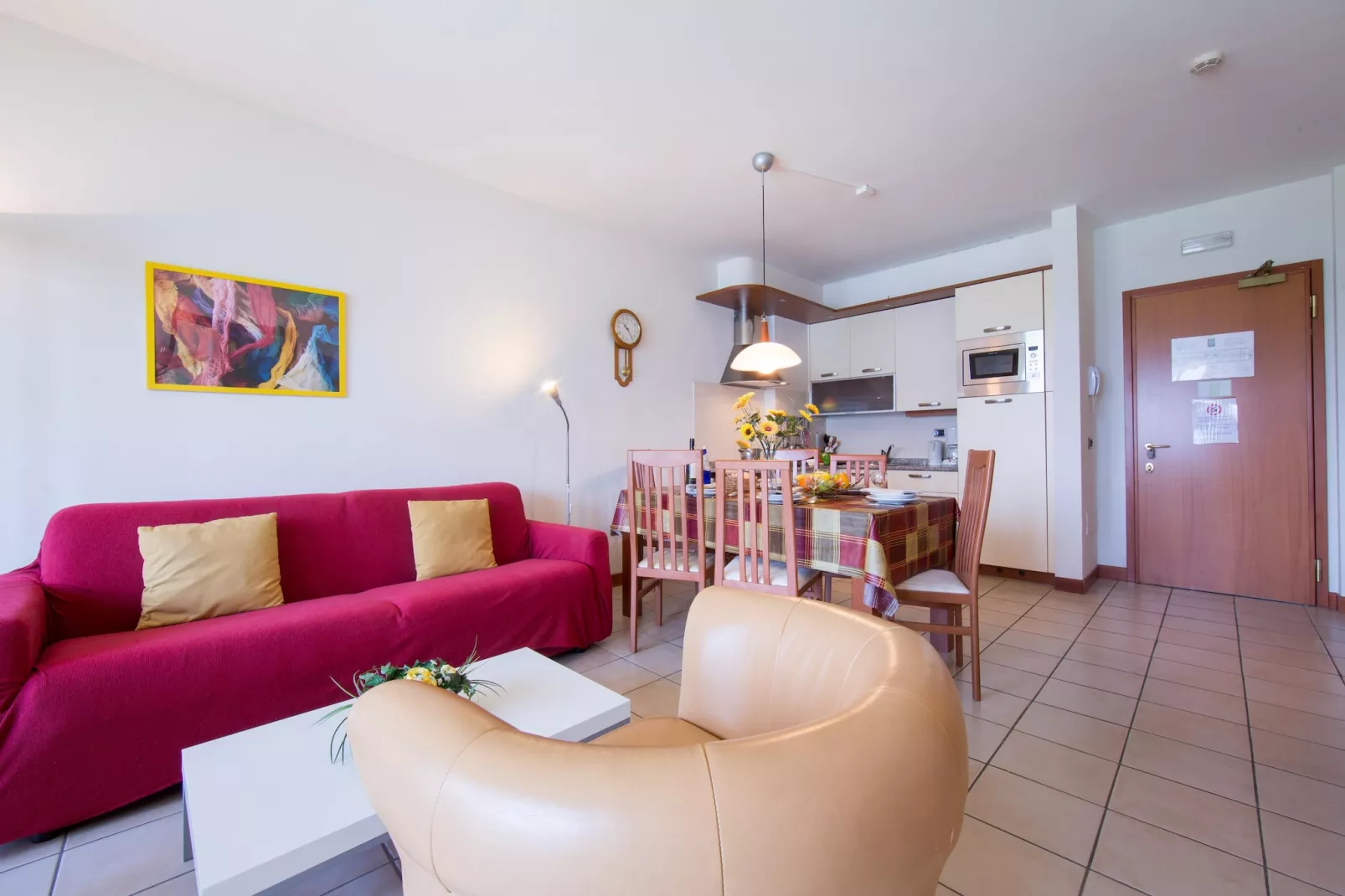 RESIDENCE PORTO LETIZIA - PALACE-1ROOM APT 4 PAX LAKE VIEW PLUS 8205 - P1LP4 - Woonkamer