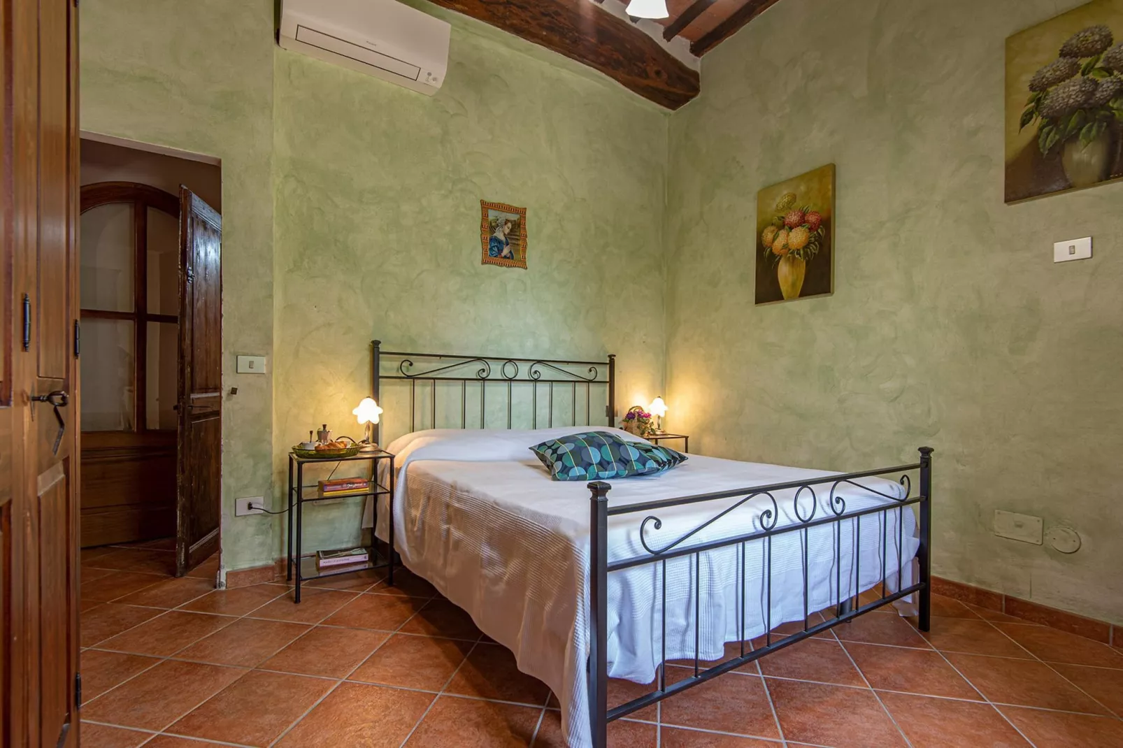 Villa  Le Trappoline-Slaapkamer