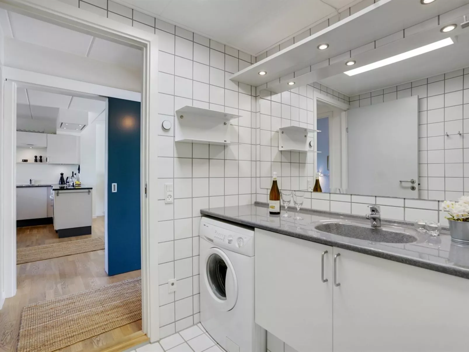 "Shana" - 800m from the sea-Binnen