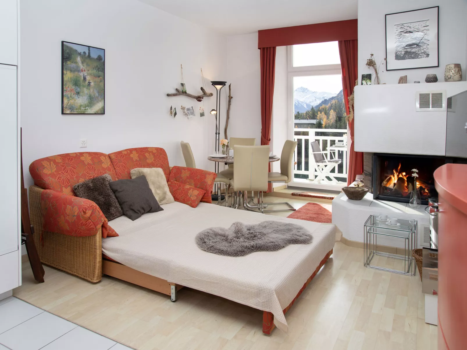 Alpes et Lac 28 - Binnen