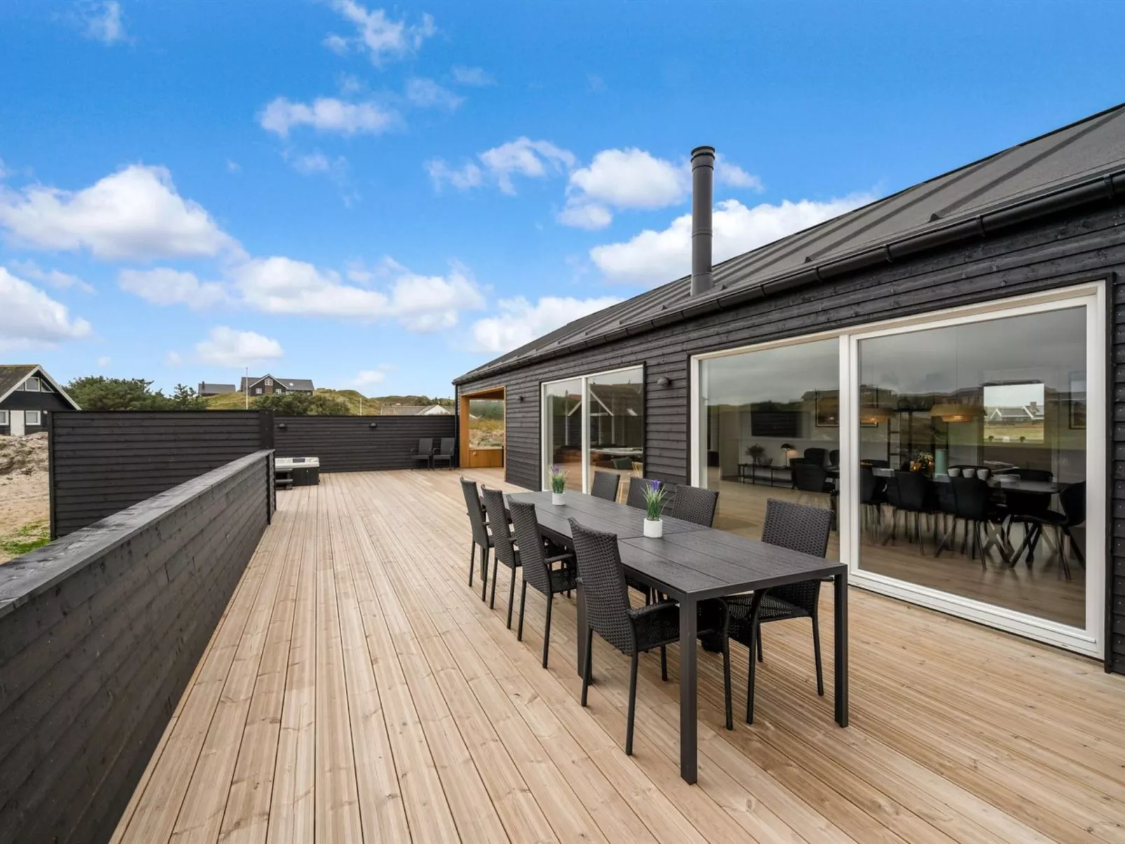 "Dreng" - 300m from the sea - Buiten