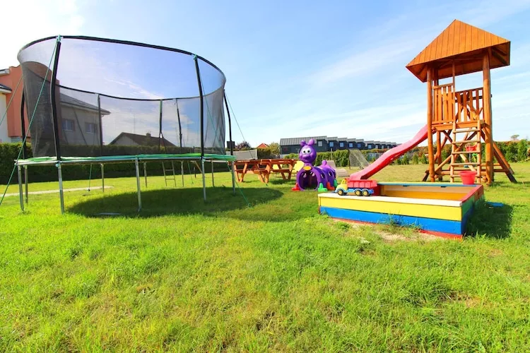 Domek parterowy z osobną sypialnią w Rewalu-Tuinen zomer