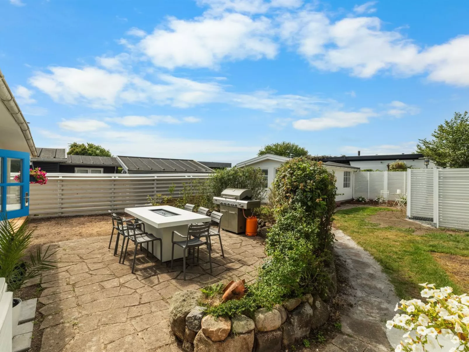 "Jorek" - 10m to the fjord - Buiten