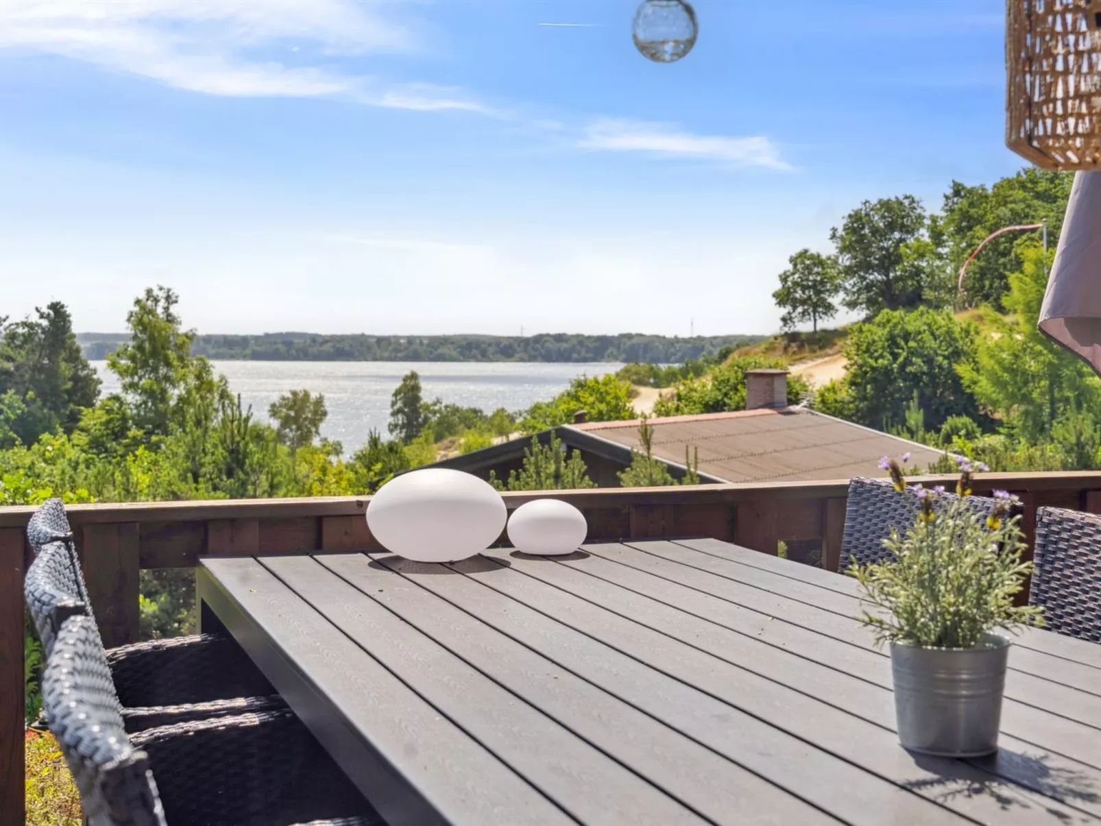 "Sighbiorn" - 150m to the fjord-Buiten