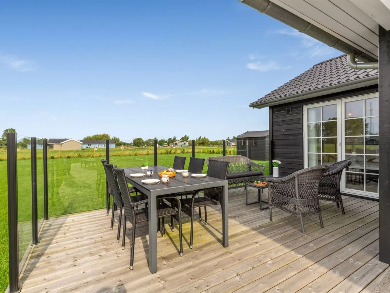 "Hellevi" - 900m from the sea-Buiten