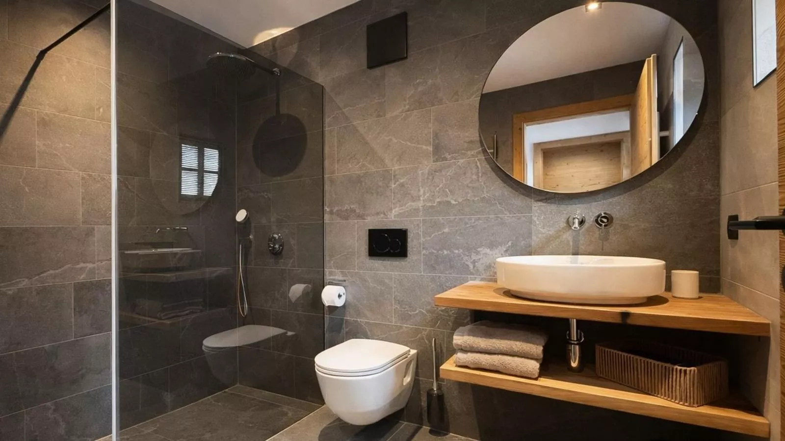 Tauernlodge Eben E4-Badkamer