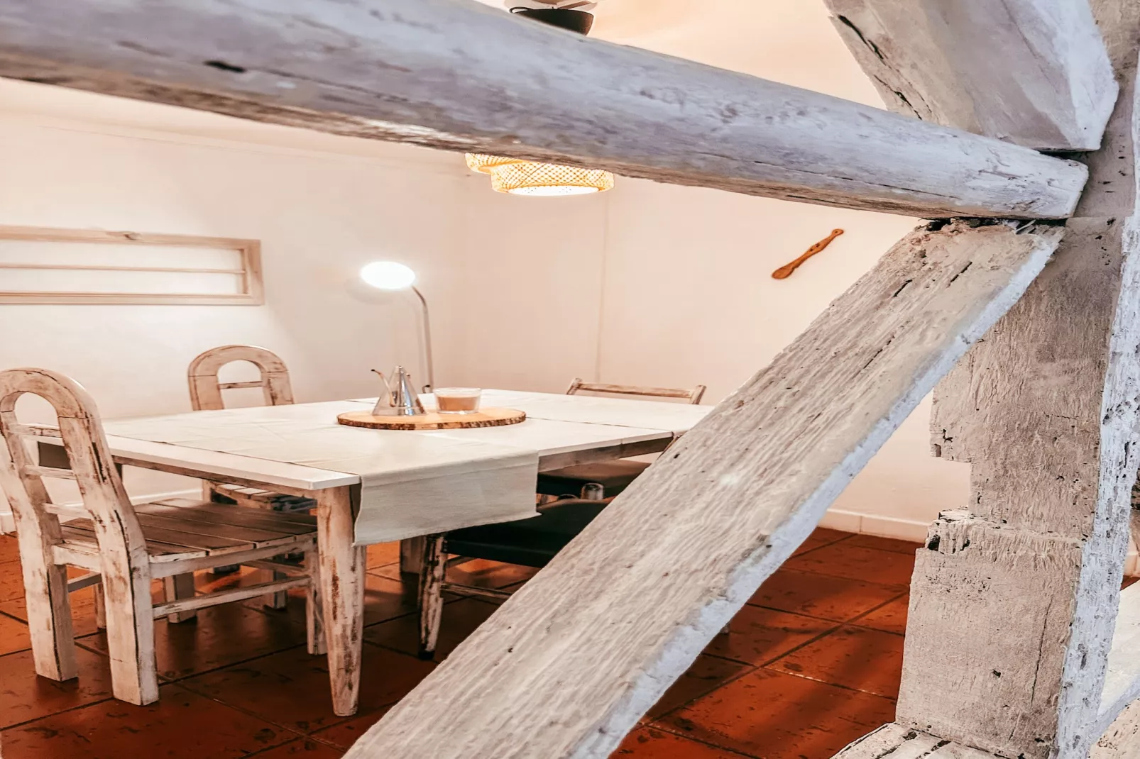 Typical Lisbon Apartment By Gt House-Eetkamer