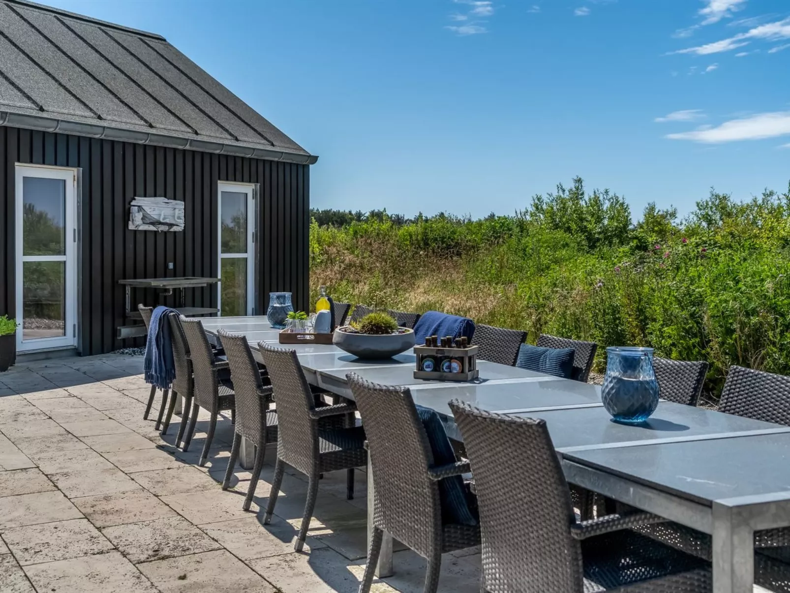 "Jonas" - 450m from the sea-Buiten