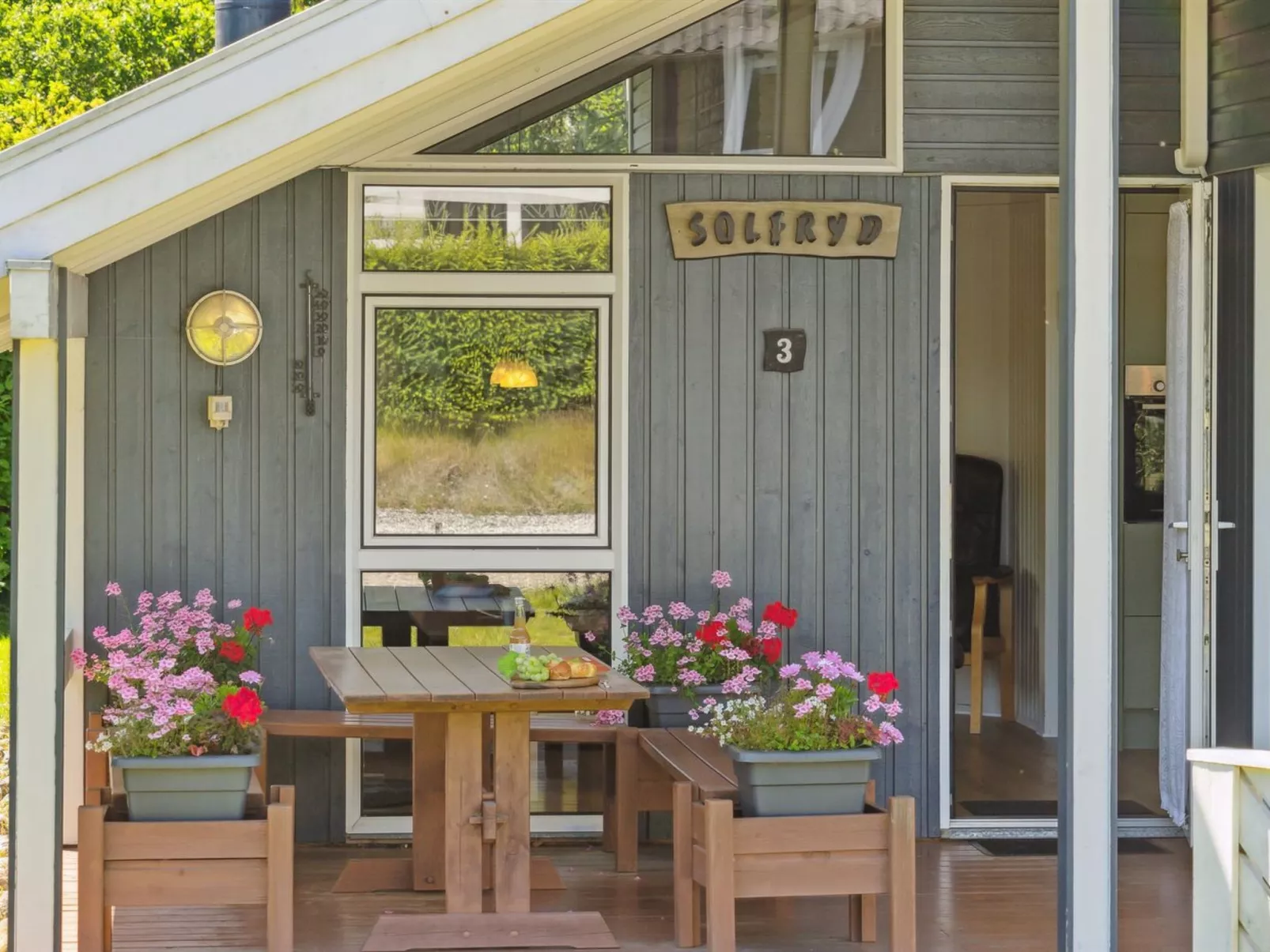 "Maini" - 350m from the sea-Buiten