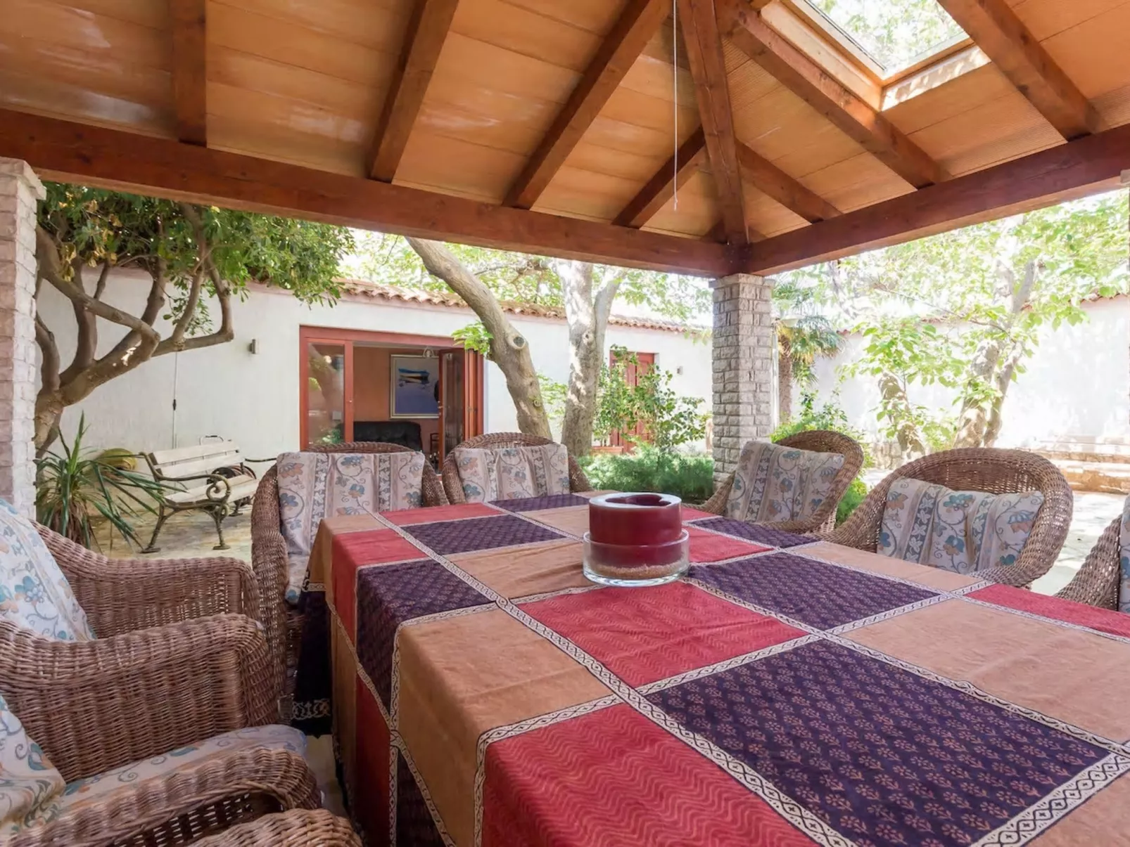 Atri giardino-Buiten