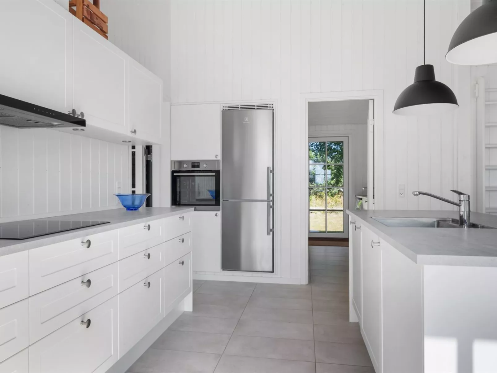 "Edvardsine" - 40m from the sea-Binnen