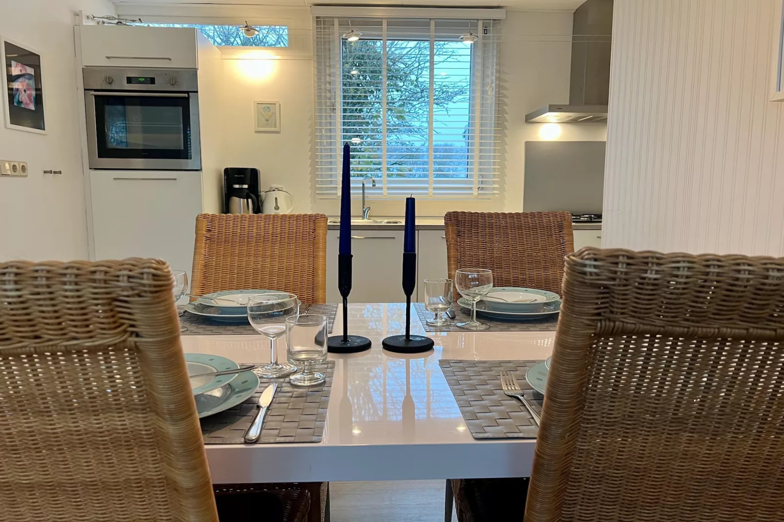 Eureka 102 (copy)-Eetkamer