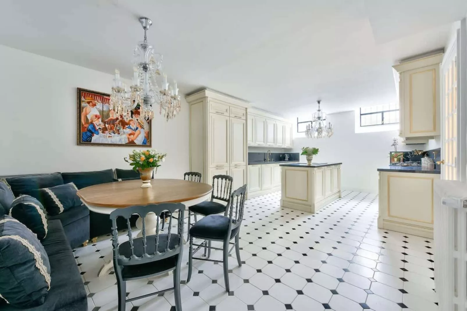 Noble demeure de luxe en plein coeur de Paris-Woonkamer