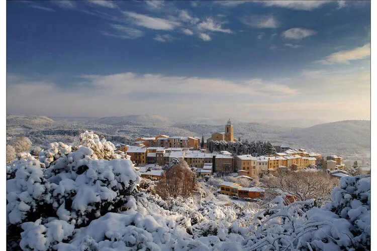 Villa Font du Roux-Gebied winter 1km