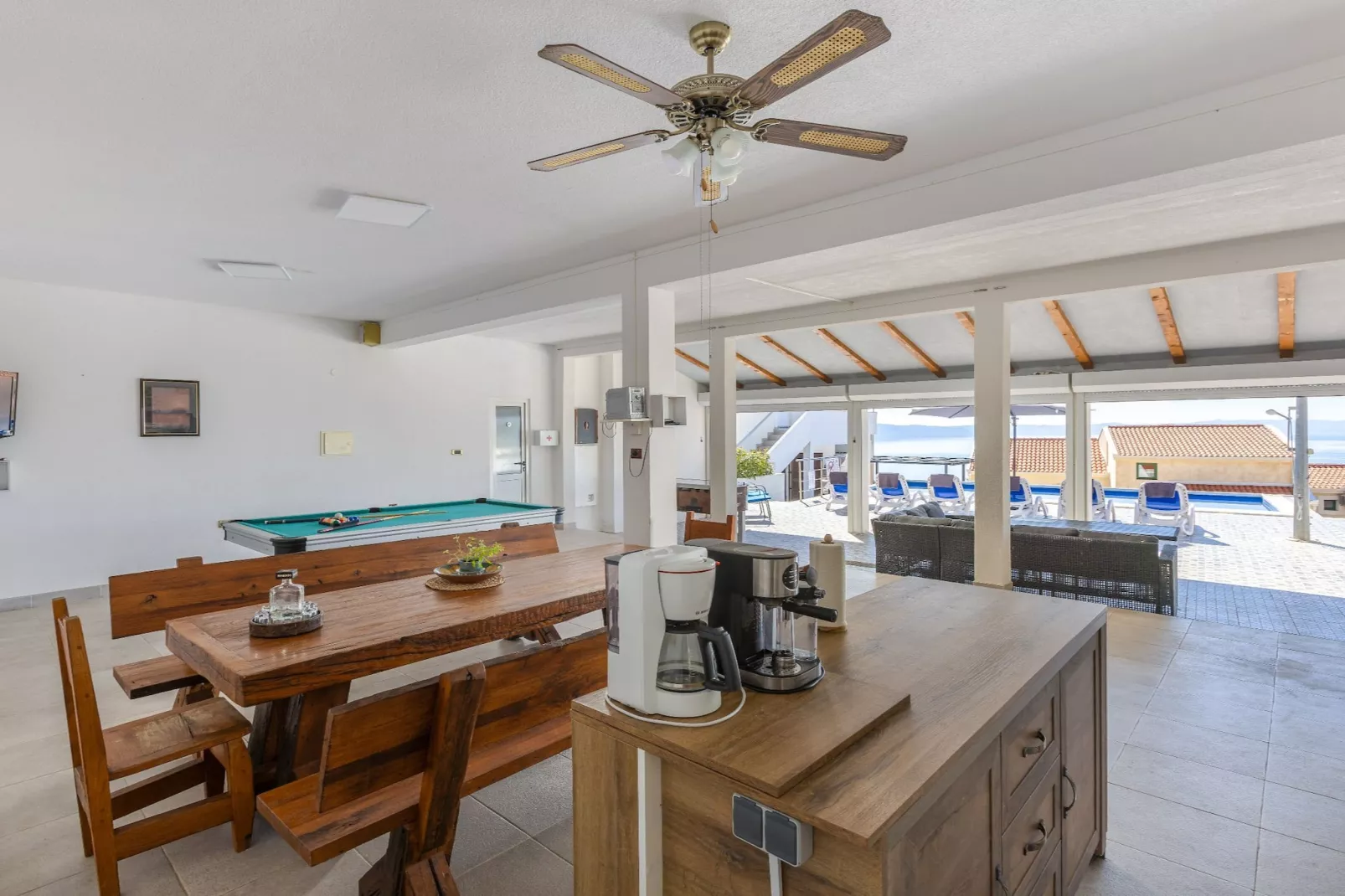 Villa Blanka - Six Bedroom Villa with Swimming Pool and Sea View-Eetkamer