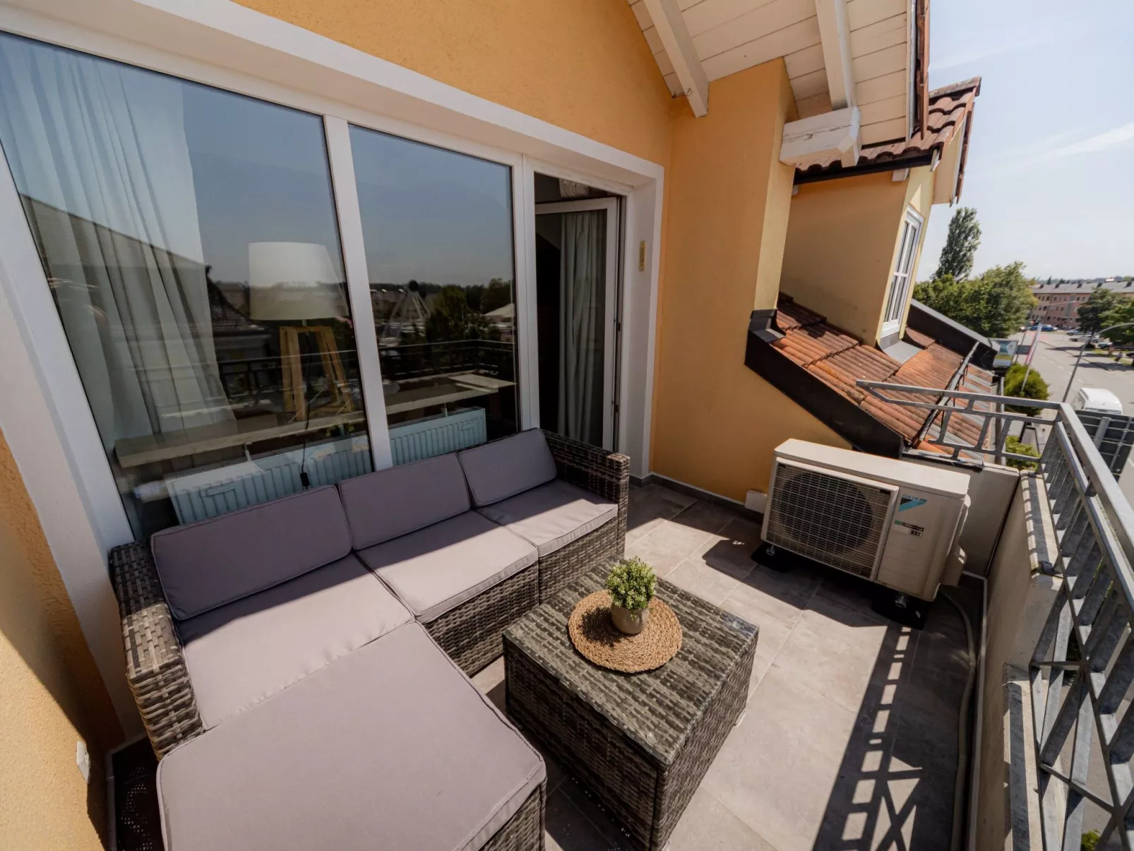 Come4Stay Altötting - Zentrale Lage - Balkon - Image-tags.info