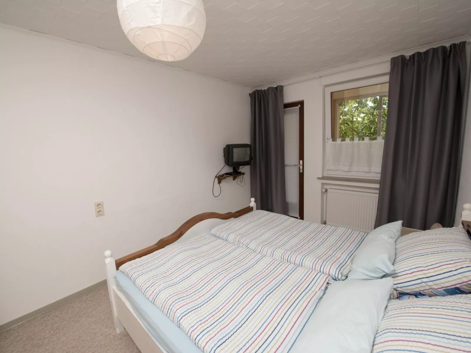 Große Wohnung in Bodenwerder mit Garten, Terrasse und gemeinsamem Pool - Image-tags.info