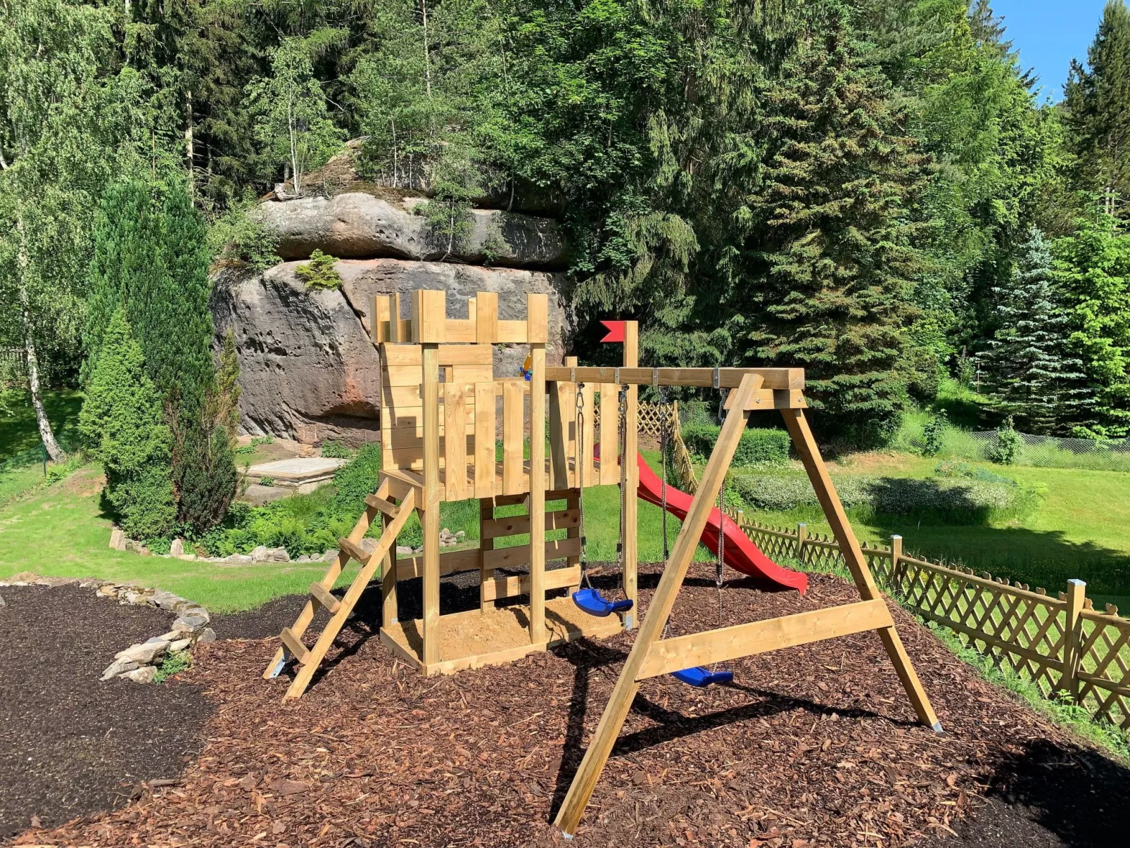 Waldferienhaus Dunja mit Sauna, Whirlpool, direkt am Waldrand, Kletterfelsen - Image-tags.info