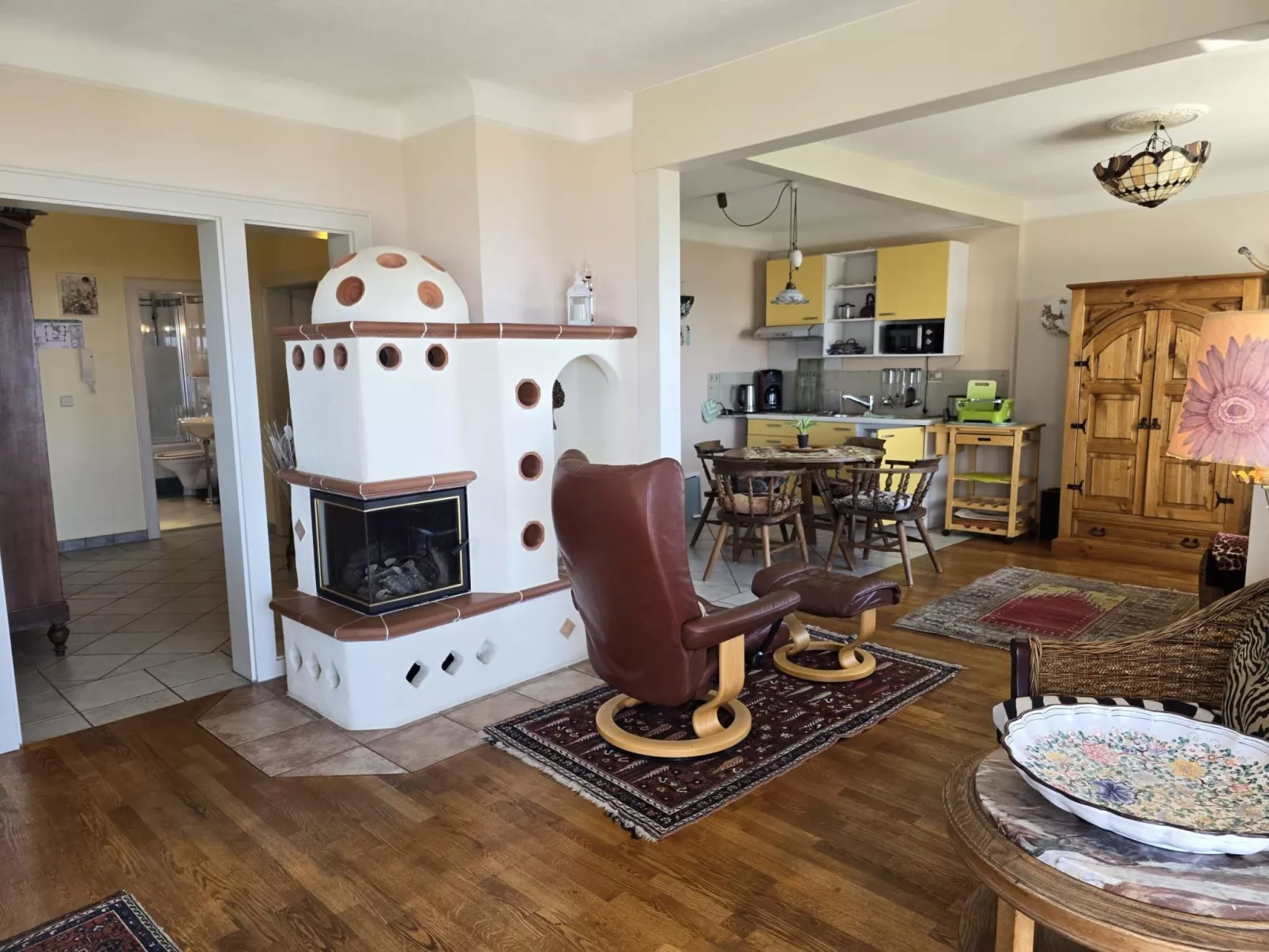 Wohnung B mit Balkon - Image-tags.info