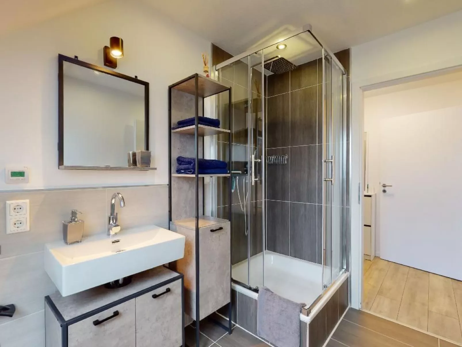 Urgemütliche Maisonnette Wohnung mit Klimaanlage - Image-tags.info