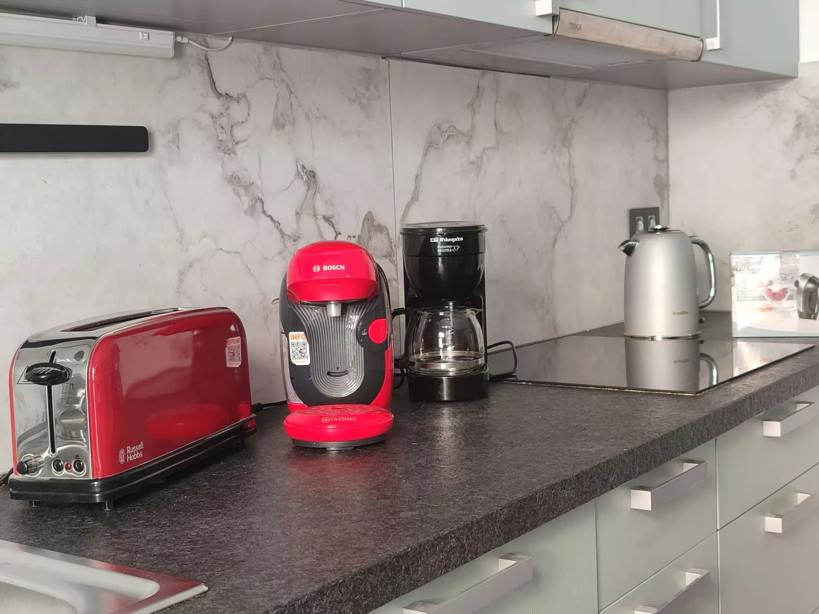 Luxuriöse Villa mit privatem Pool und Bergblick - Image-tags.info