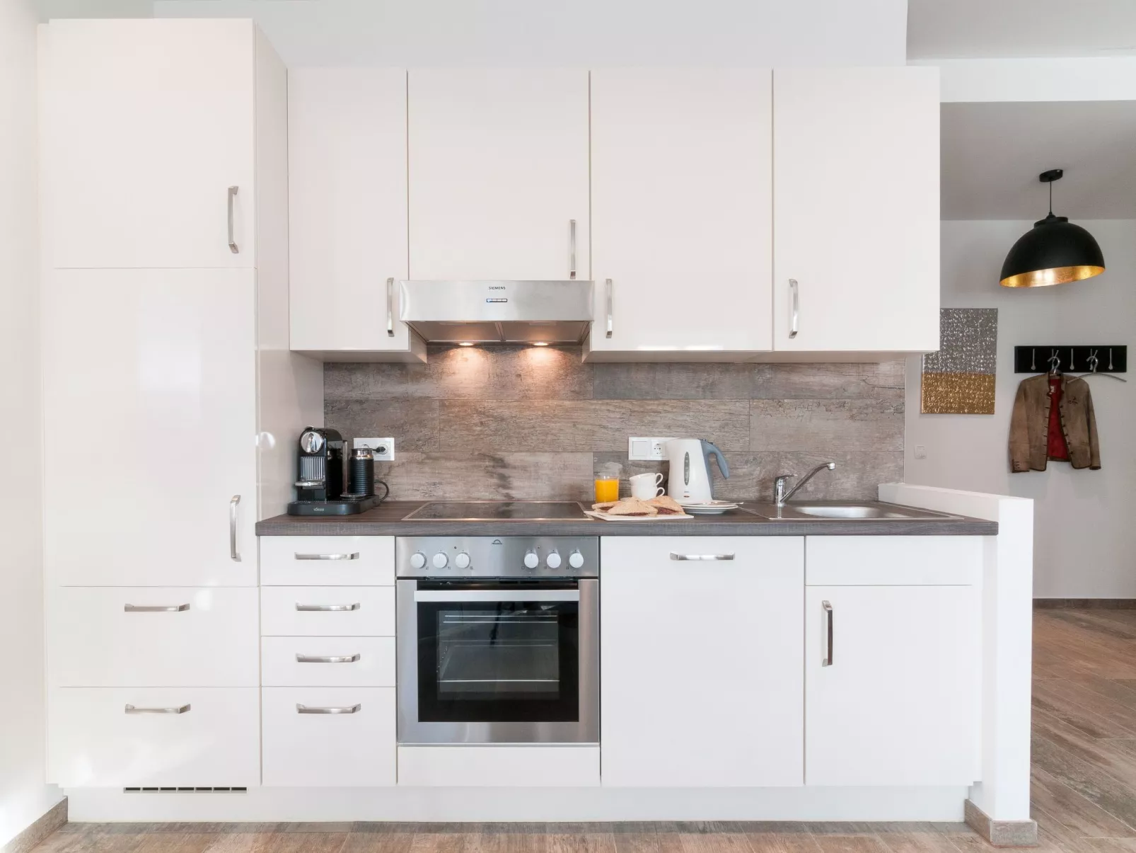 Wunderschöne Ferienwohnung Palace am See - Binnen