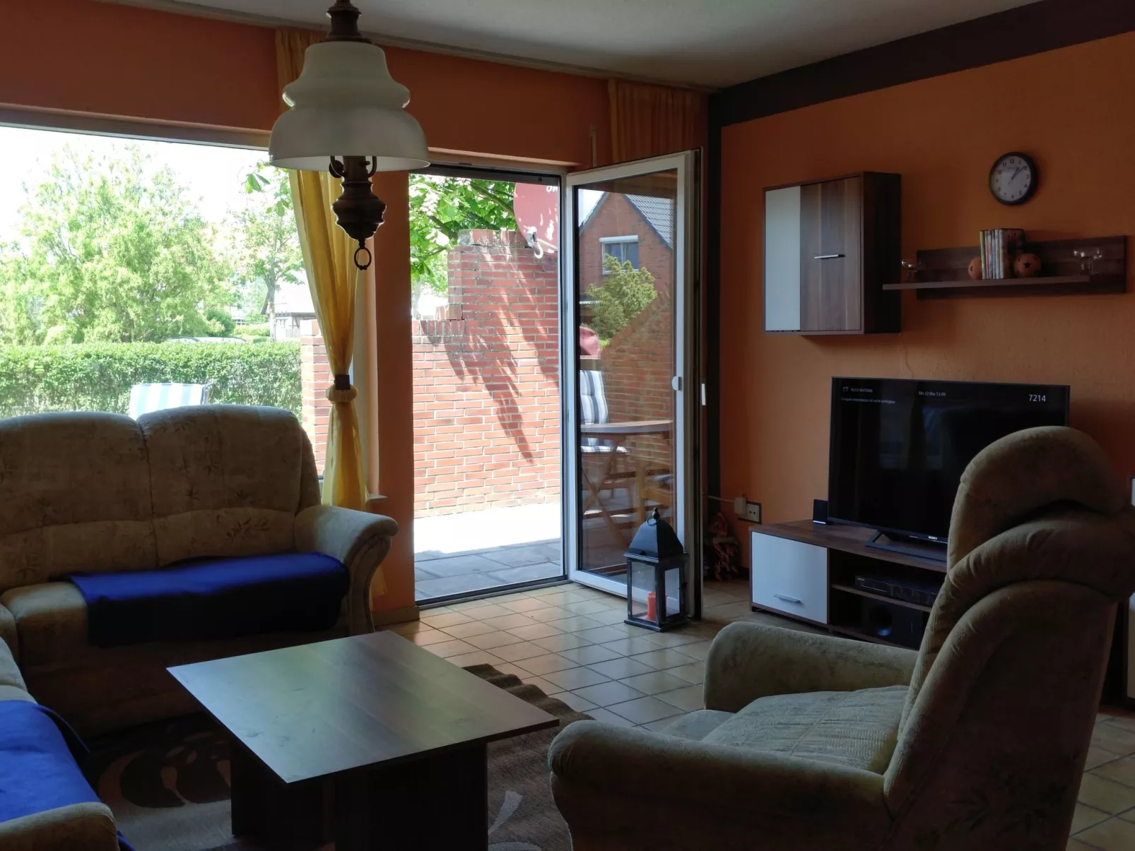 Mit Garten, Grill und Terrasse - Image-tags.info