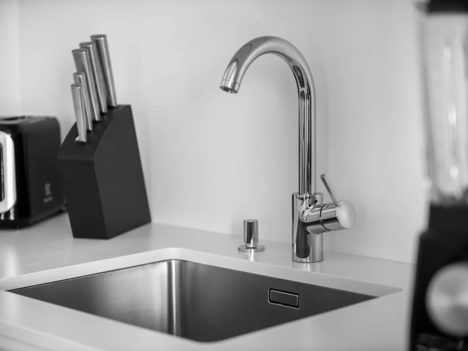 Wunderschöne Wohnung mit Balkon am Hafen - Image-tags.info