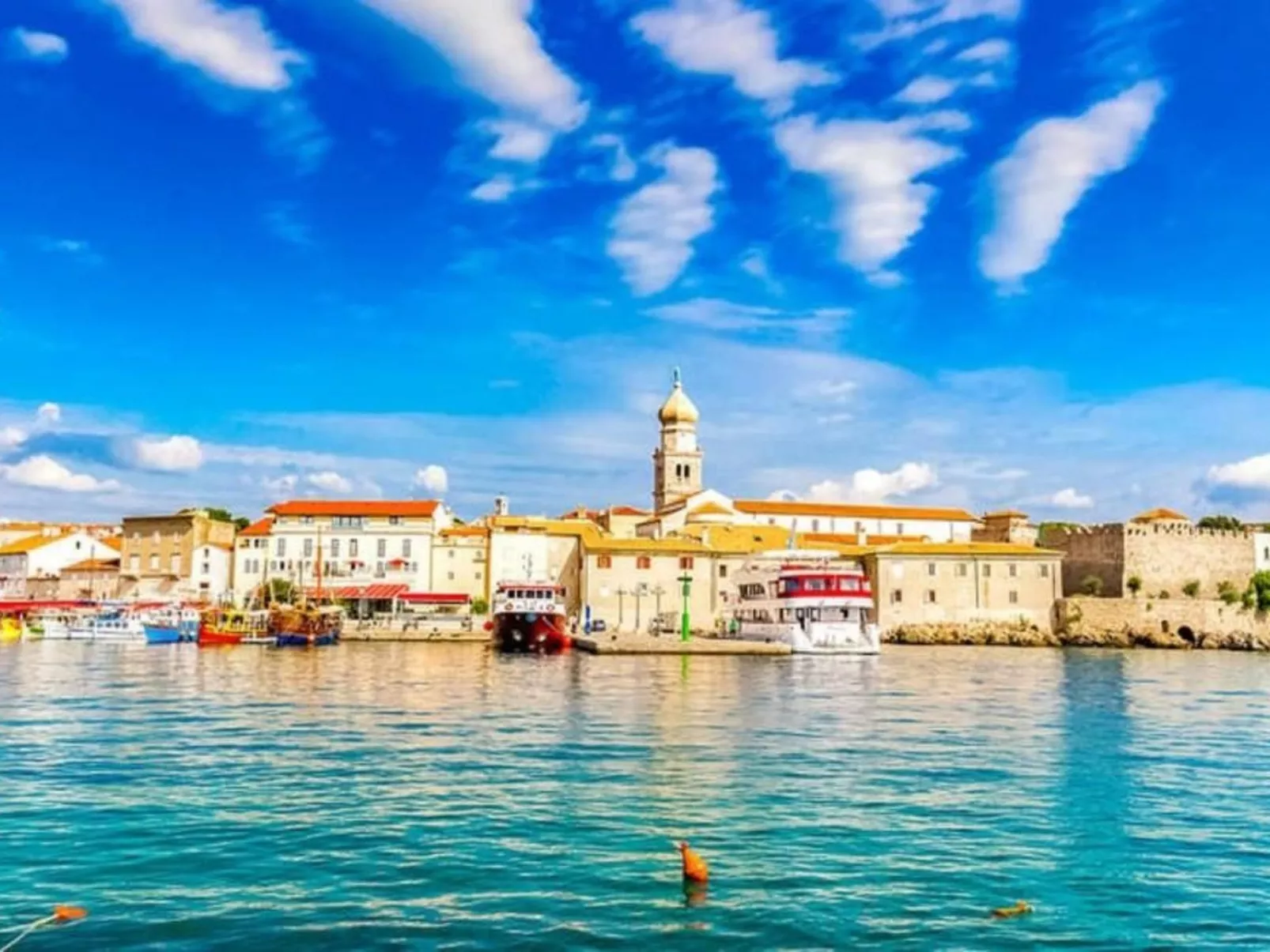 "Laura" mit Blick auf das Wasser - Image-tags.info