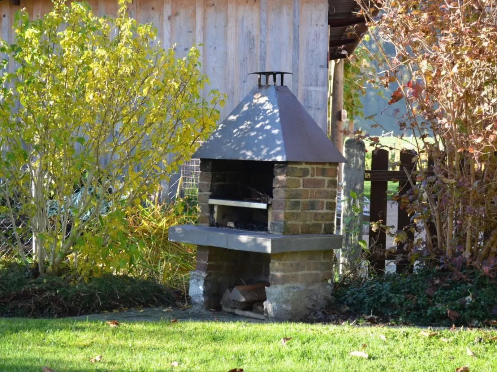 Mountain-Panorama EG 2-Bettwohnung - Buiten