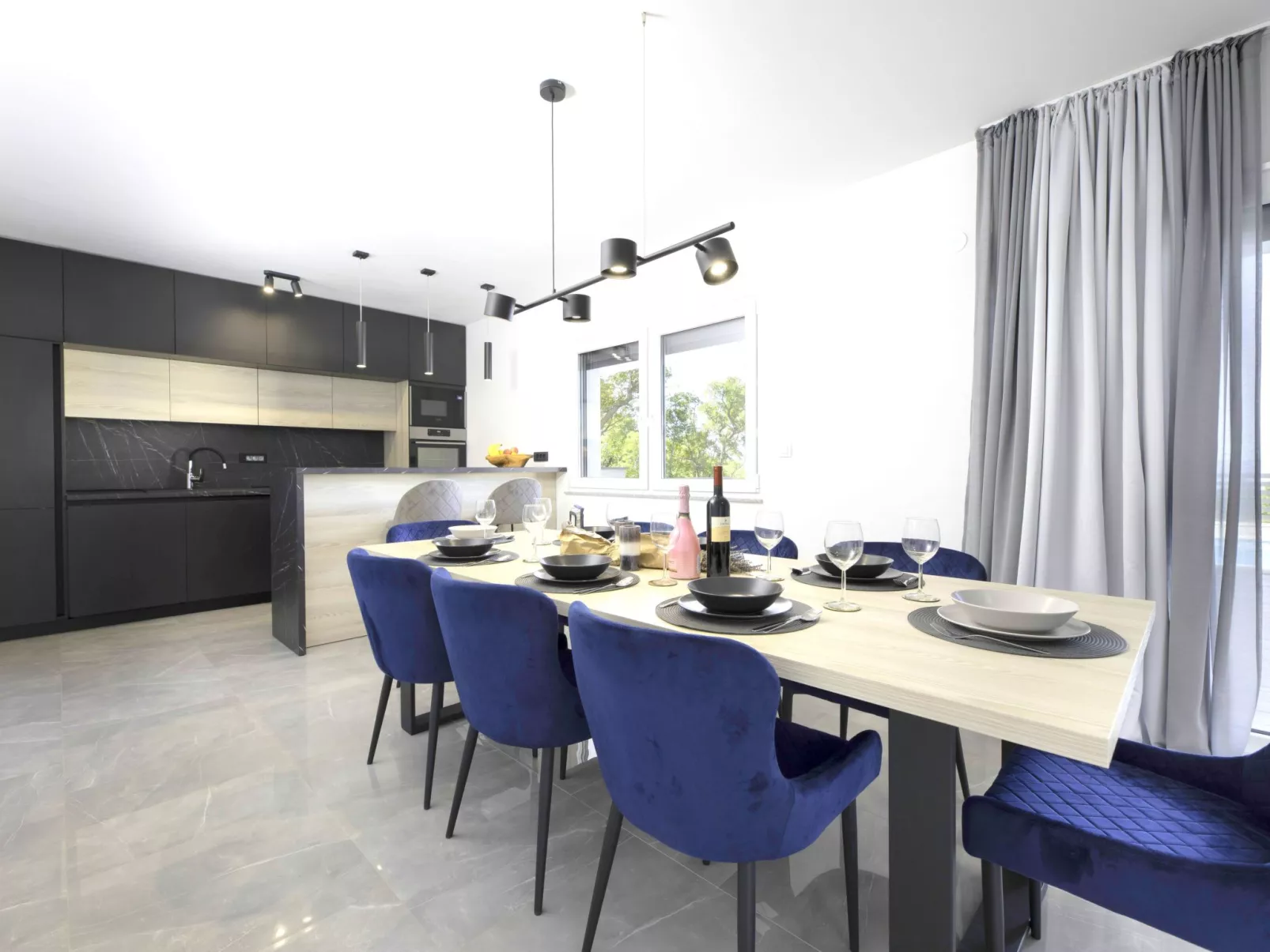 "Villa Juniperus" mit eigenem Pool - Image-tags.info