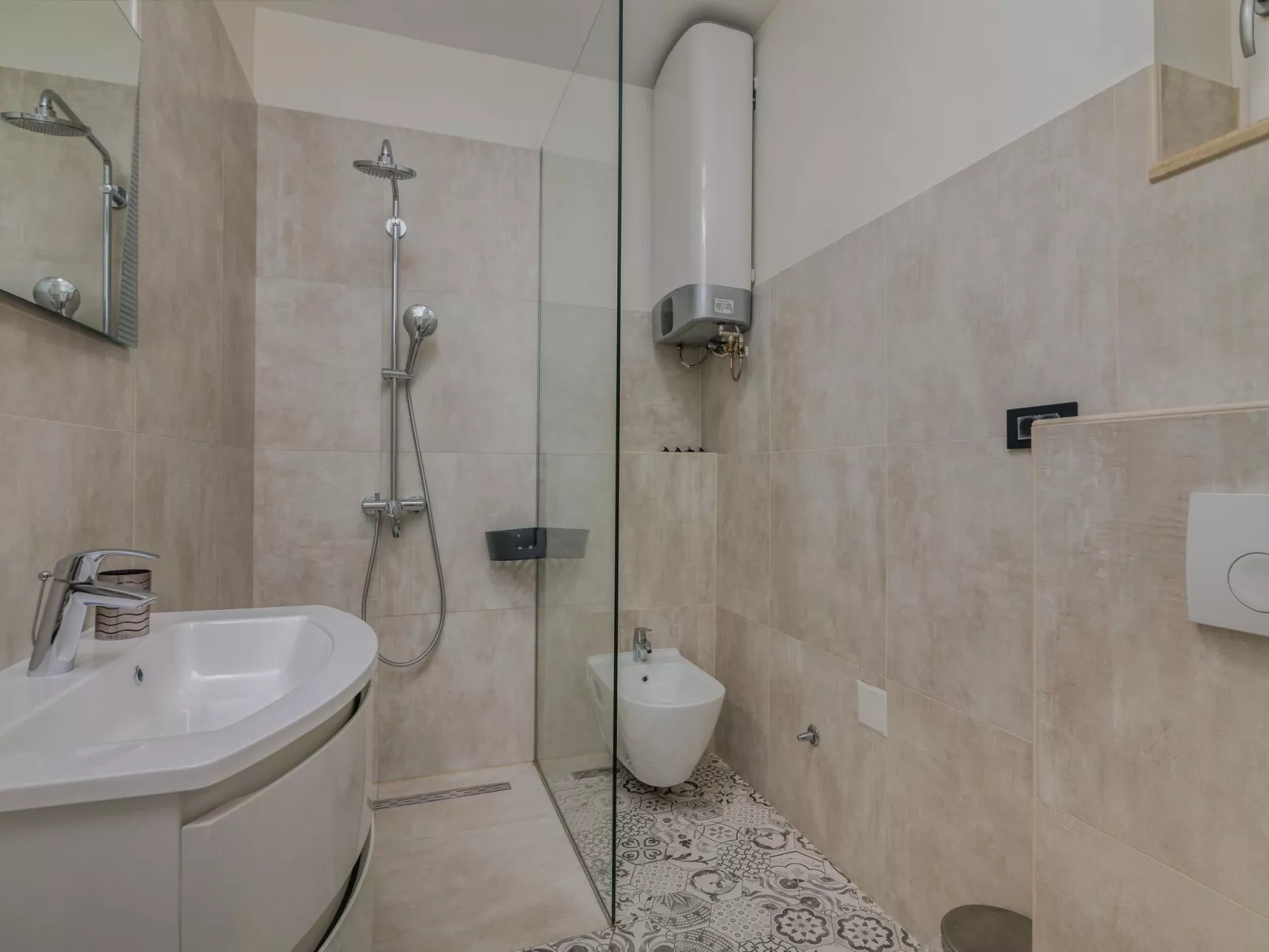 Villa Augusta - Image-tags.info