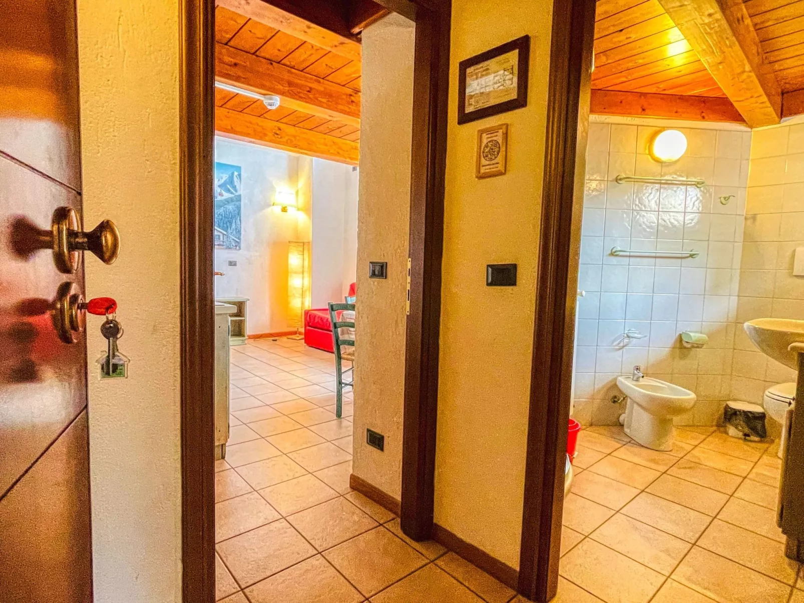 Zwei-Zimmer-Wohnung im Dachgeschoss 5 p. l. Villa Frejus - Image-tags.info