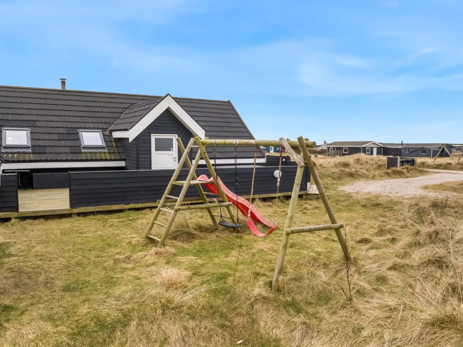 "Launo" - 300m from the sea - Buiten