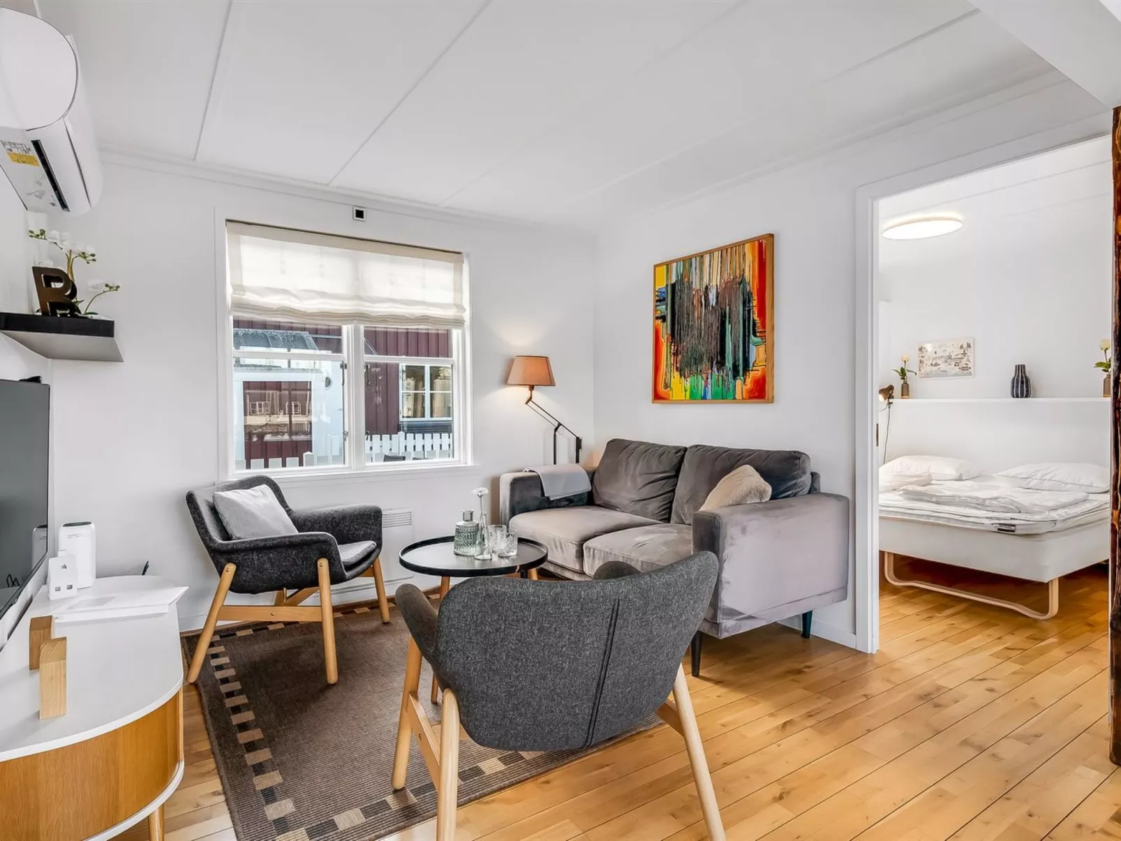 "Fina" - 10m from the sea-Binnen