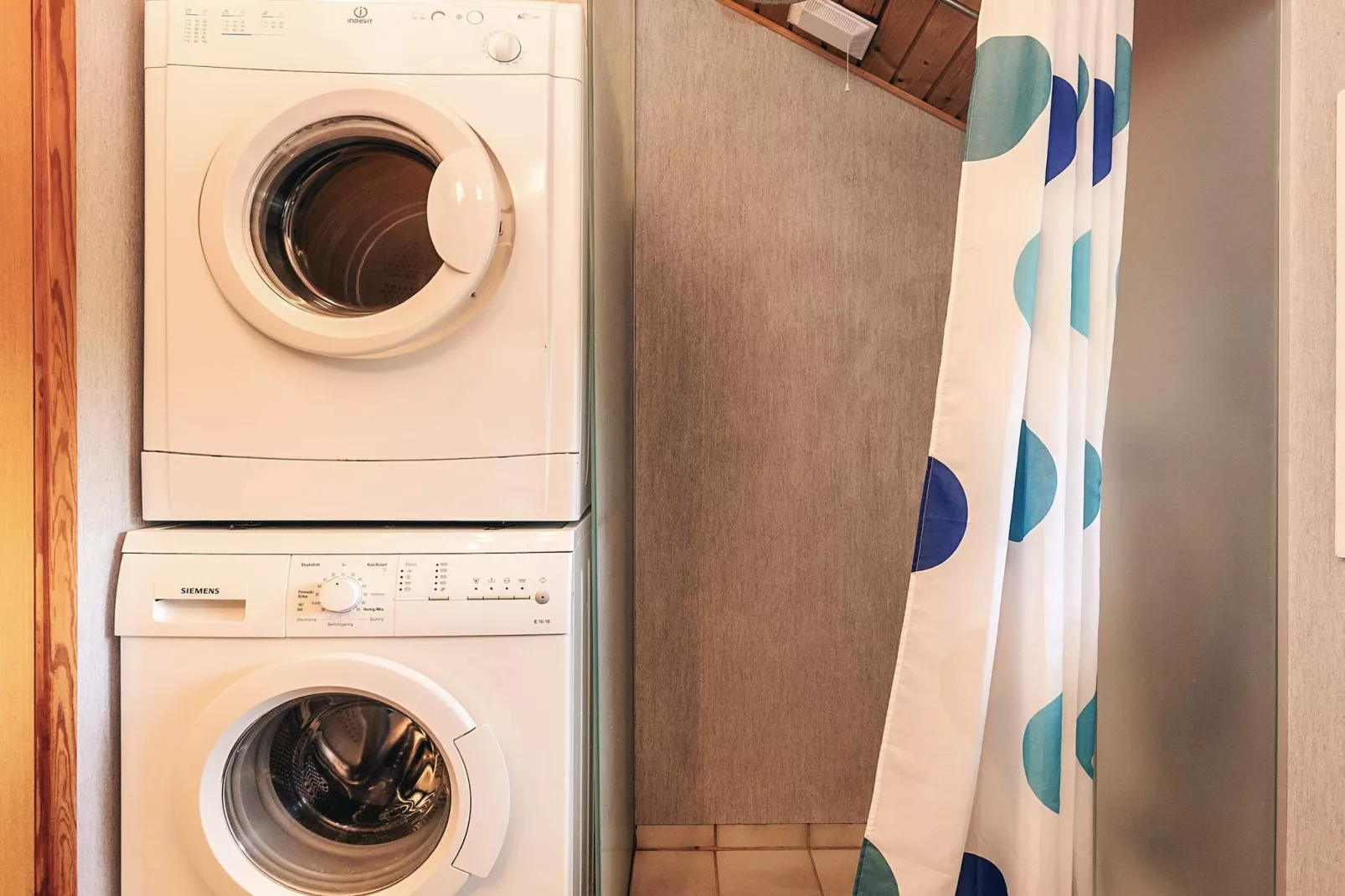 Rustige Sauna-oase -- By Traum Ferienwohnungen-Binnen