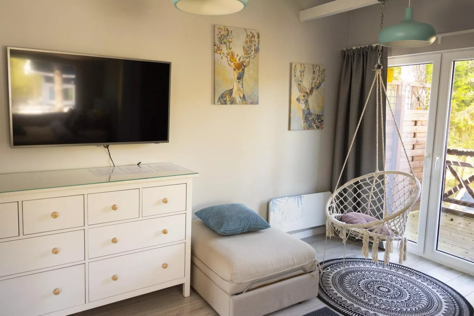 Dom w Starych Czaplach z domkiem na drzewie-Woonkamer