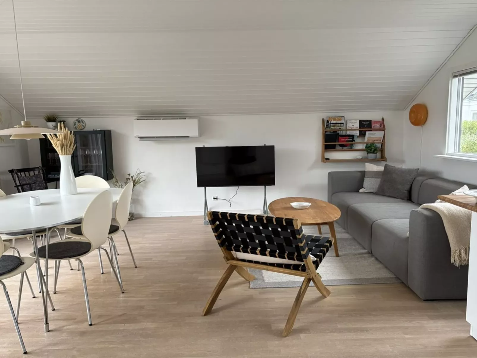 "Joannes" - 200m from the sea - Binnen