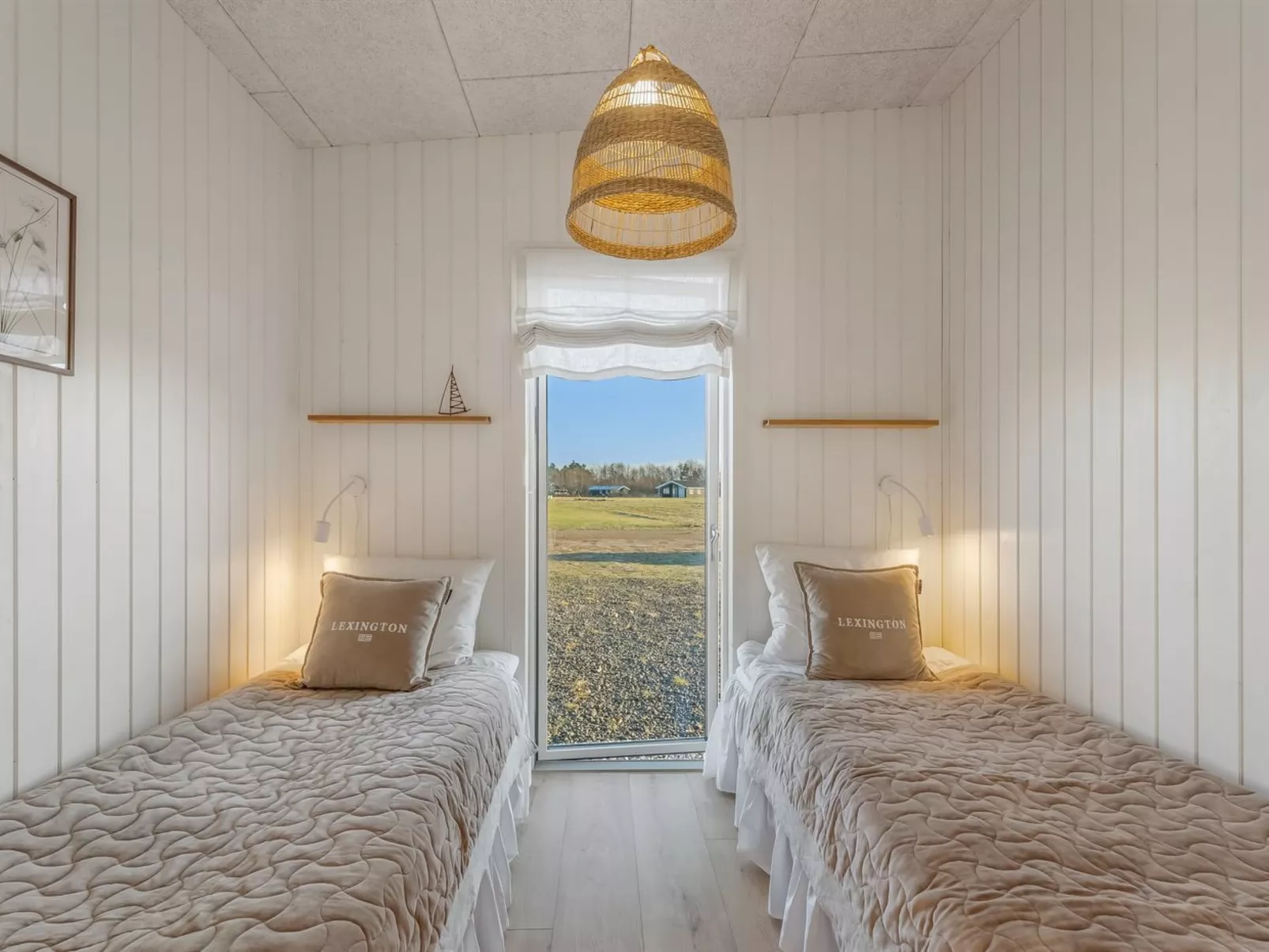 "Vanna" - 1.2km from the sea - Binnen