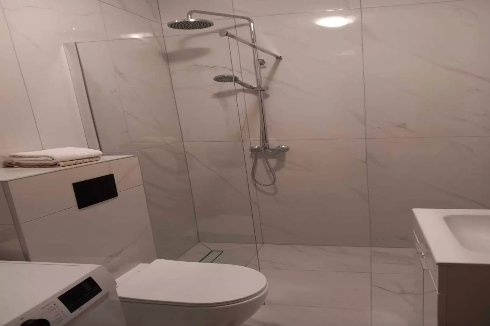 Apartments Kalajzic - Two Bedroom Apartment with Garden and Terrace(A2) (ST) - Badkamer