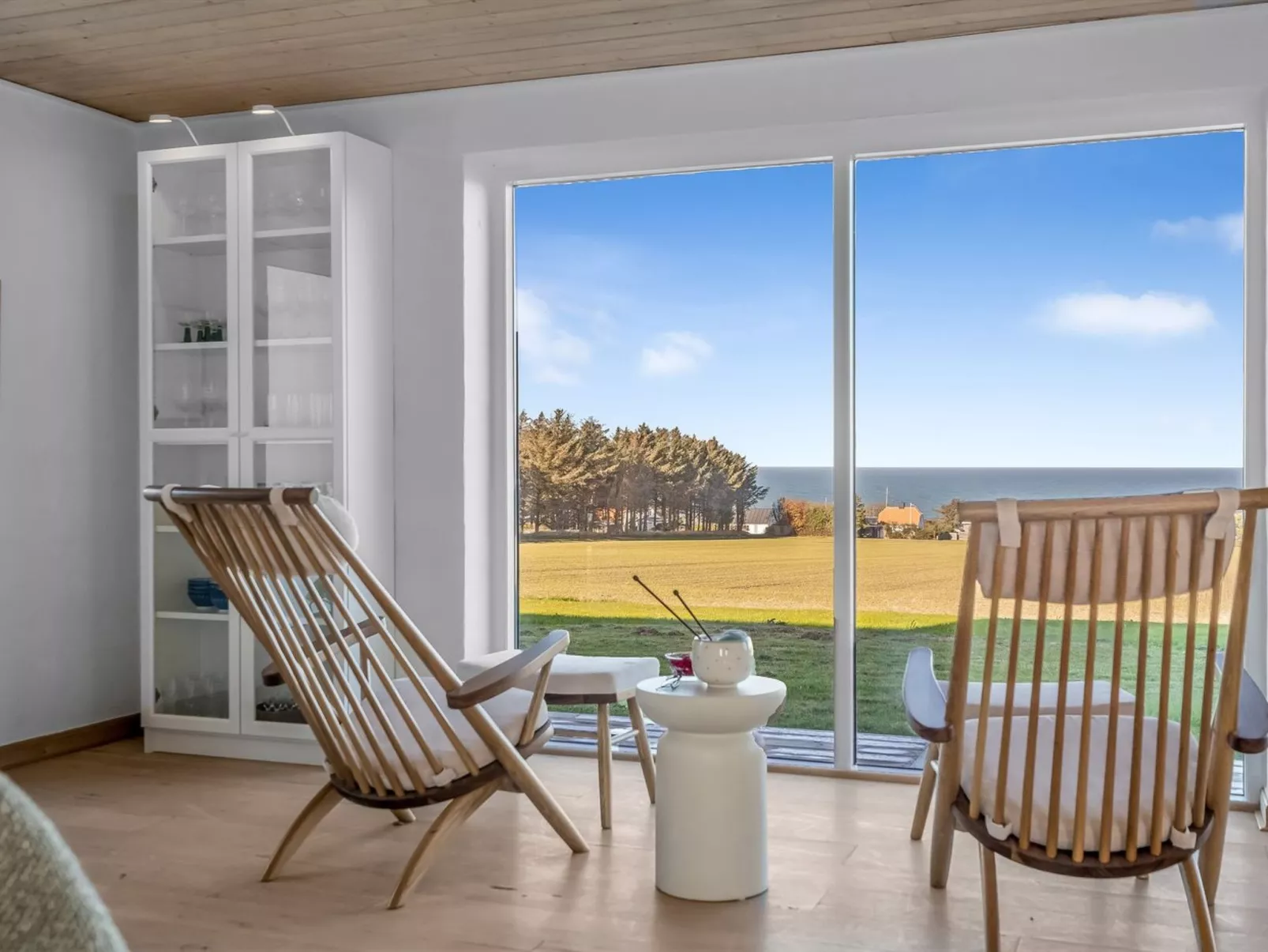 "Elida" - 400m from the sea-Binnen