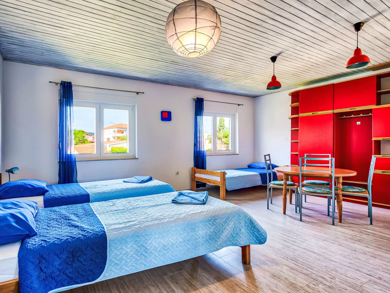 Villa mit Garten, Grill und Terrasse - Binnen