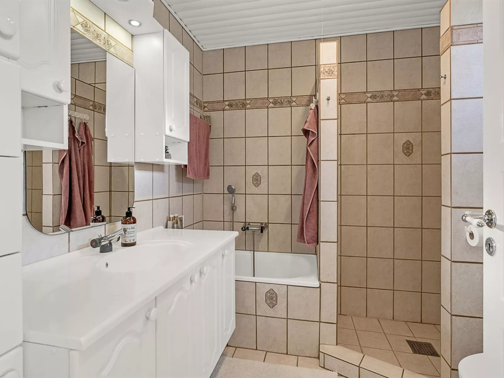 "Sada" - 30m from the sea-Binnen