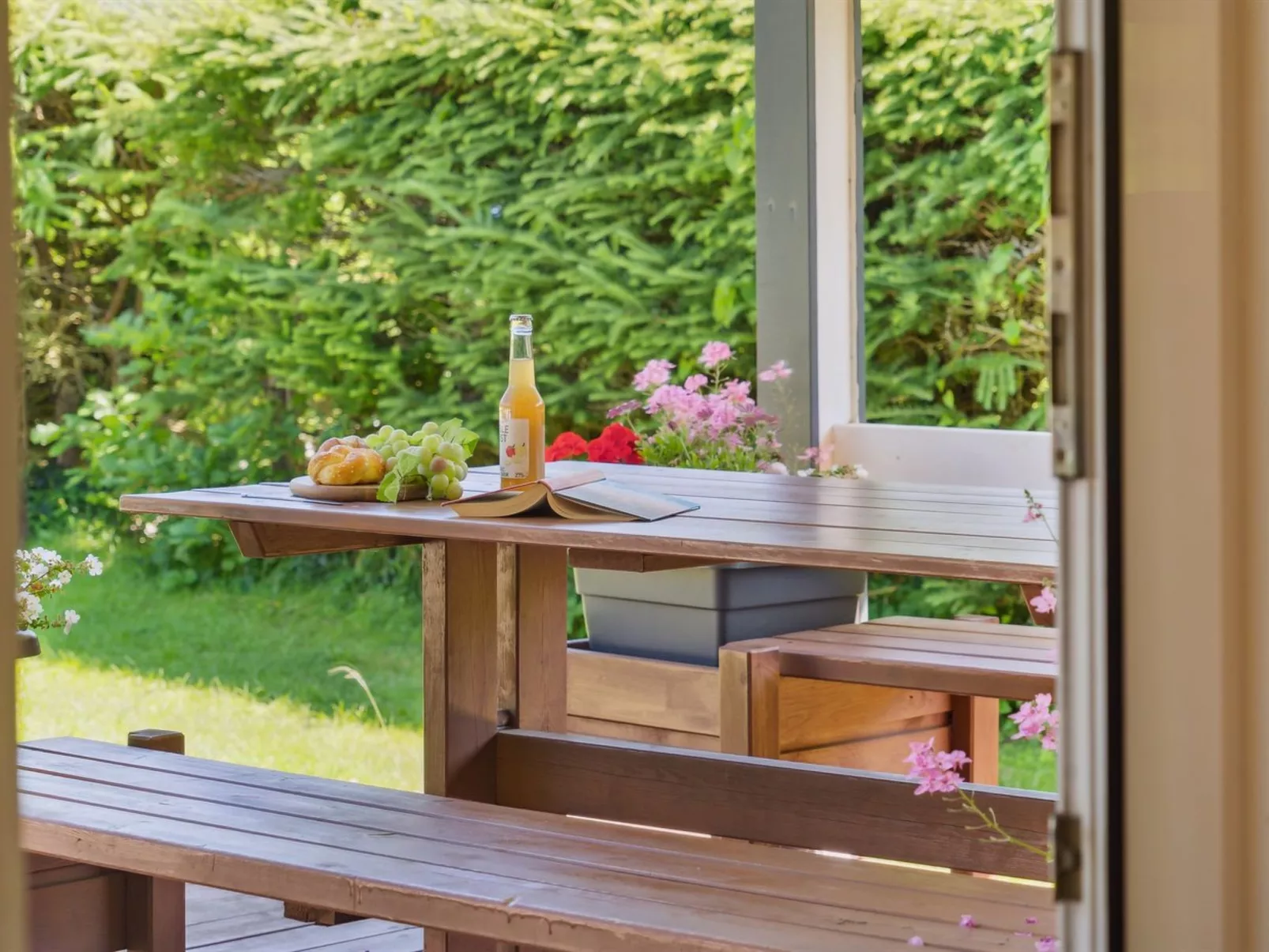 "Maini" - 350m from the sea-Buiten