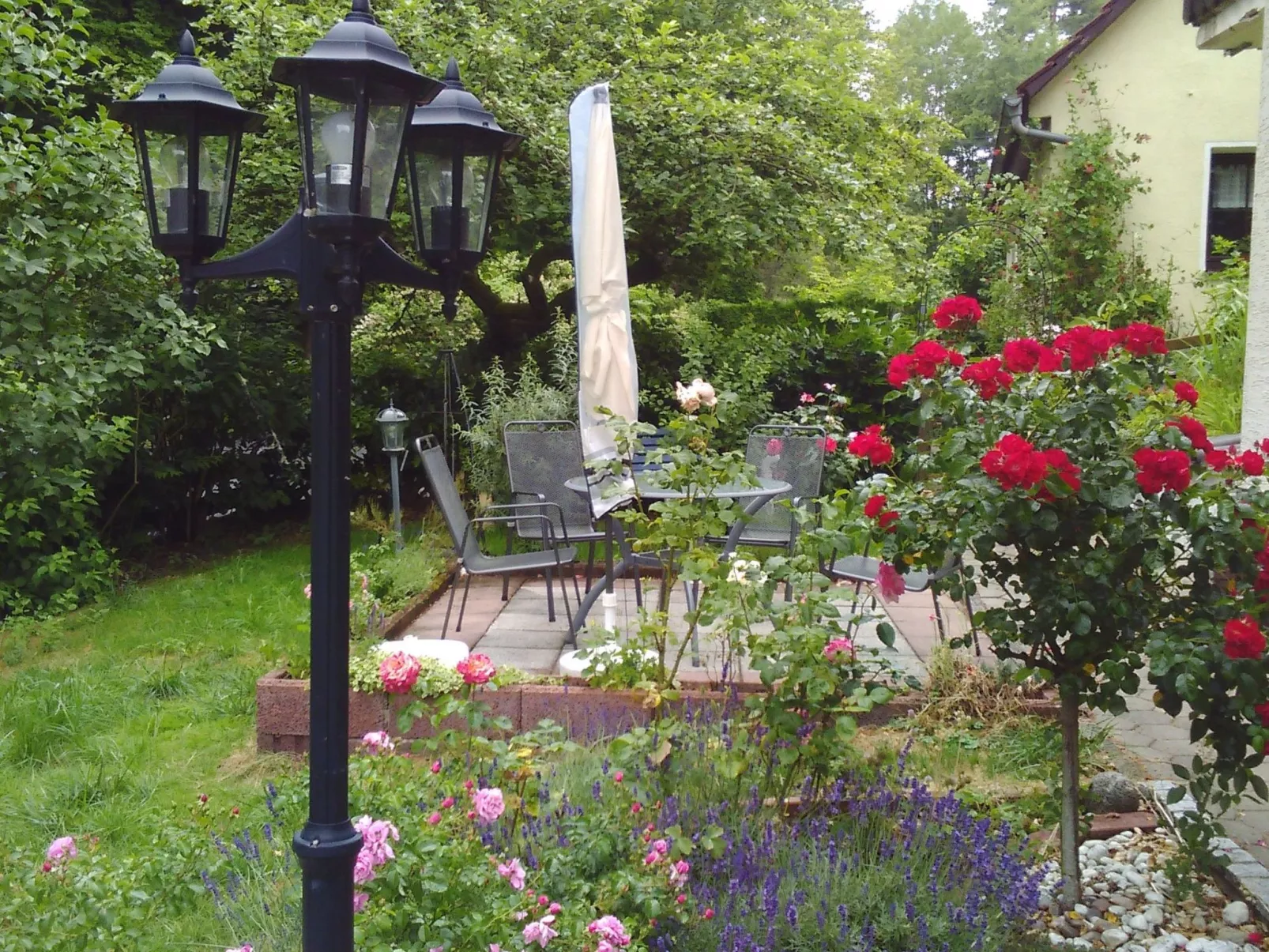 Appartement mit Garten, Grill und Terrasse-Image-tags.info