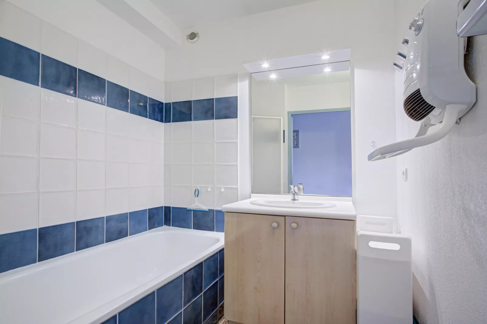 P. Minervois I N°02 - Villa 3P6-Badkamer