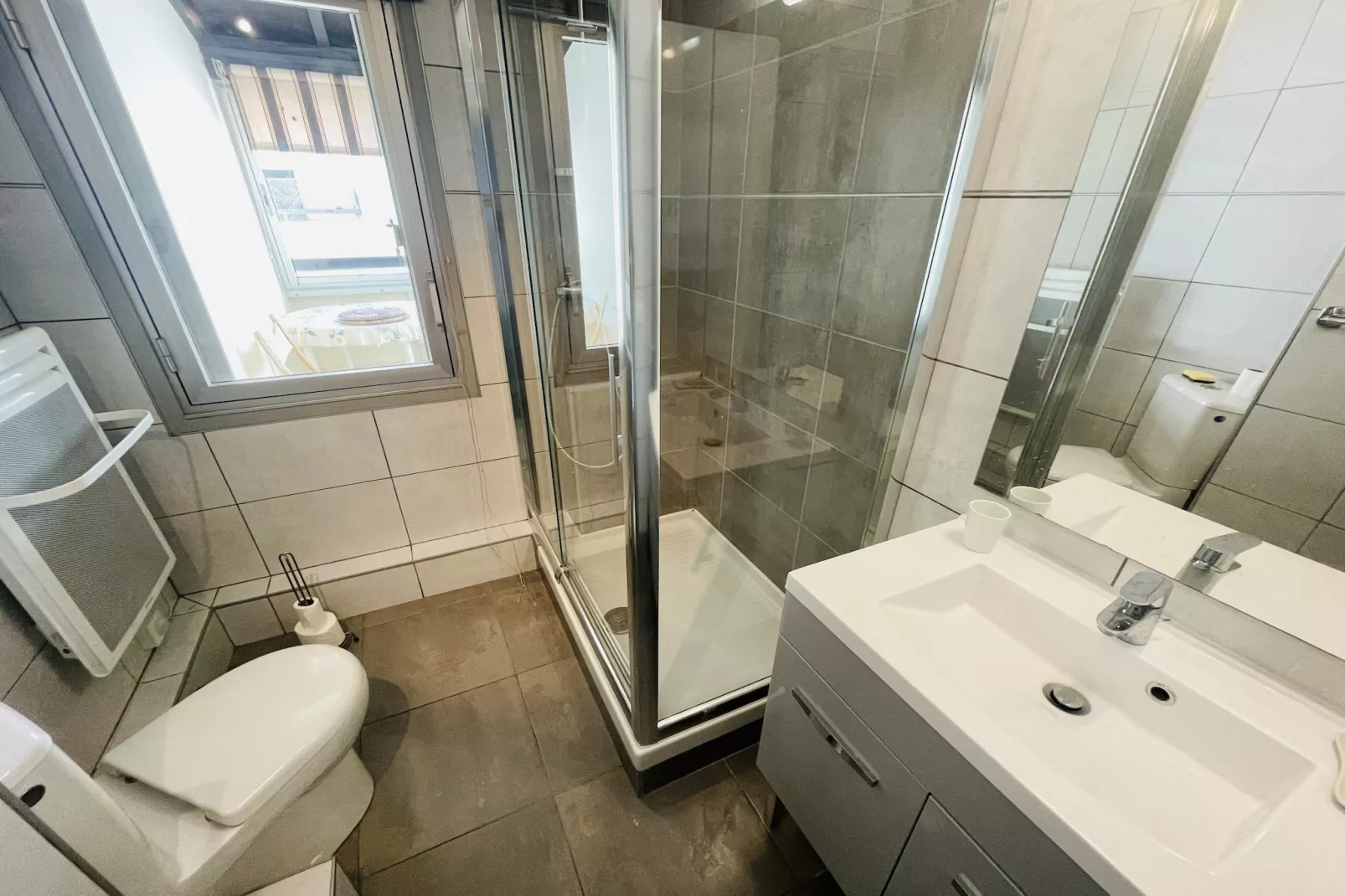 P. la madragde A N°48 - 3P6 - Badkamer