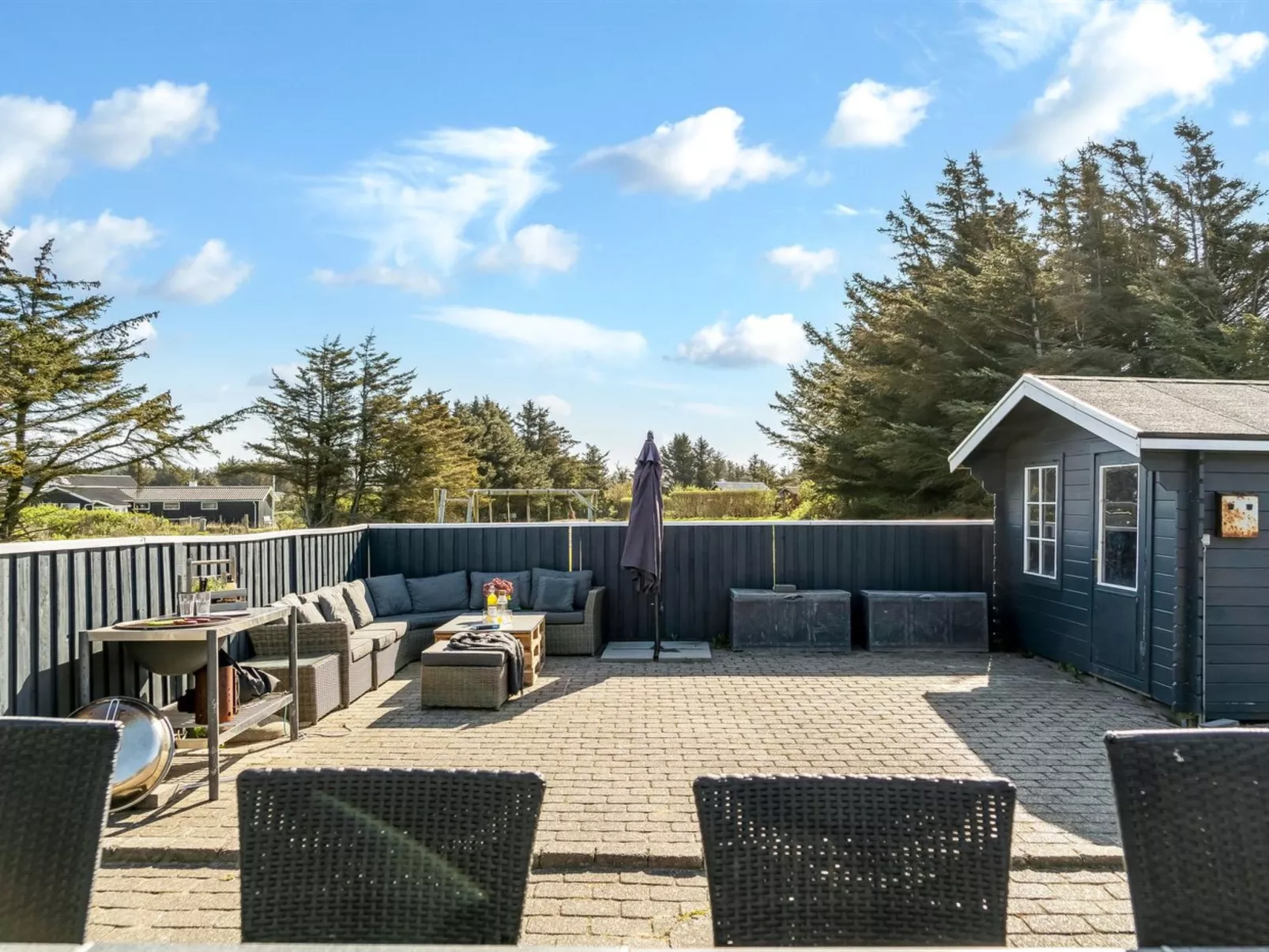 "Månviva" - 250m from the sea - Buiten