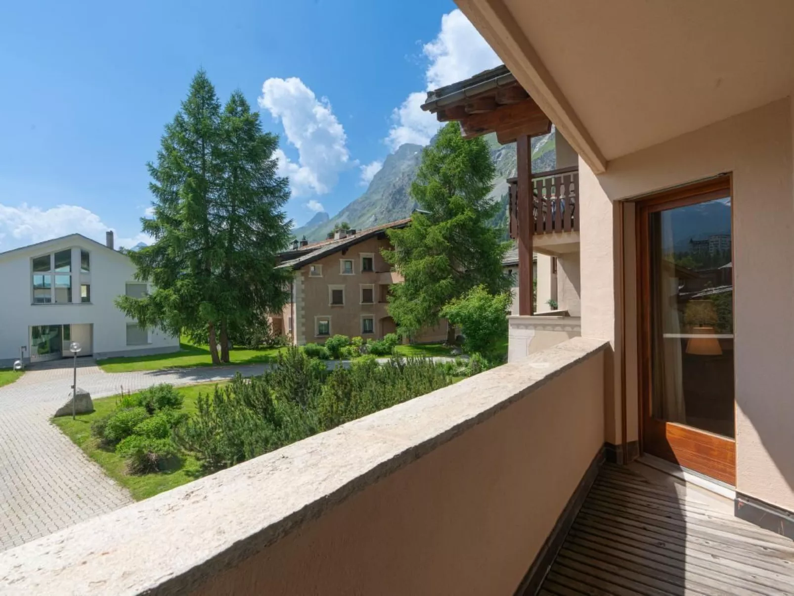 Chesa Polaschin B6 - Image-tags.info