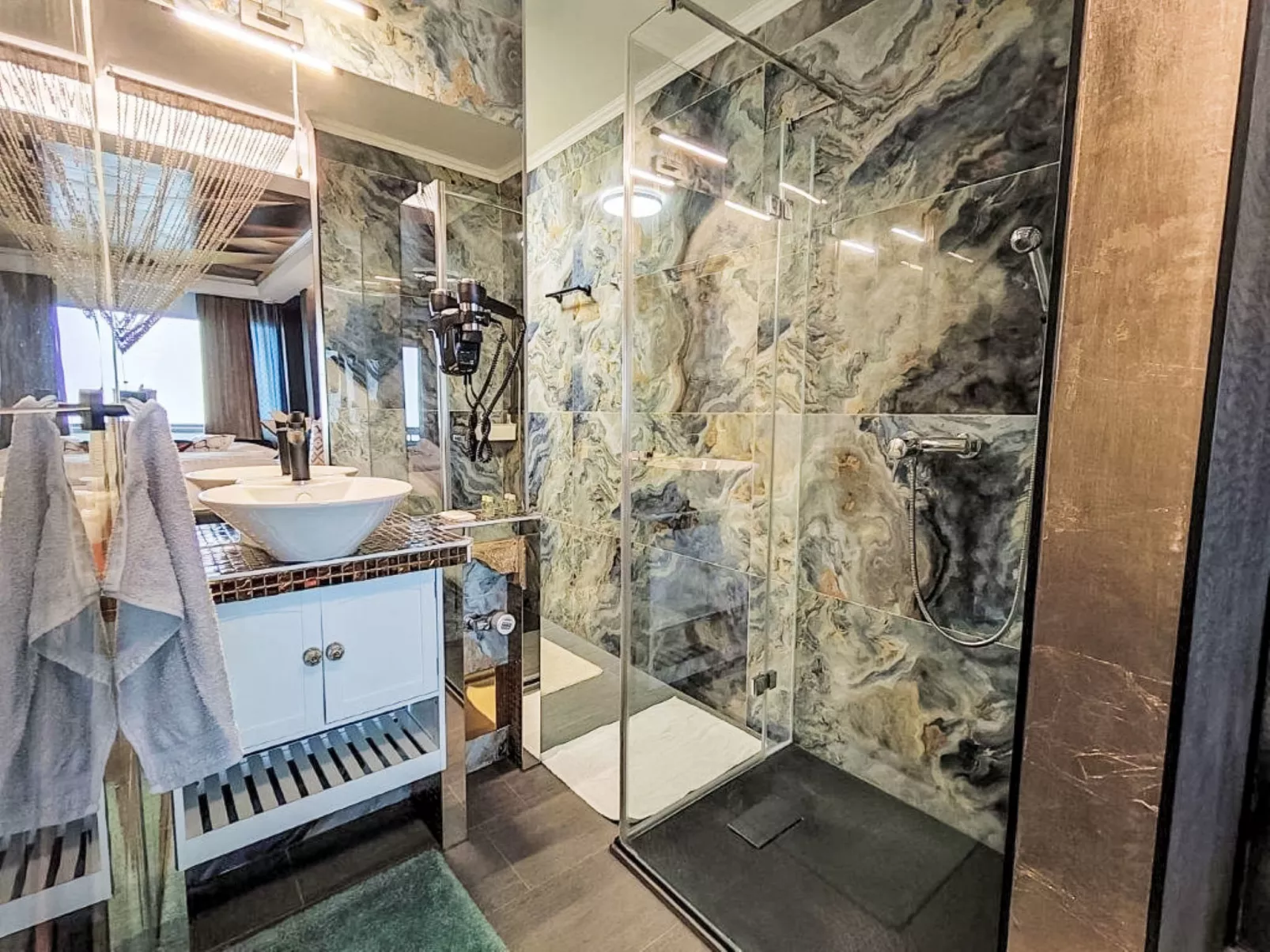 Urban & Florian - Binnen